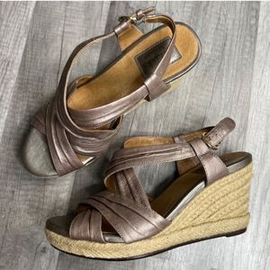 Clarks Artisan Leather Active Air Woven Wedges NWOT